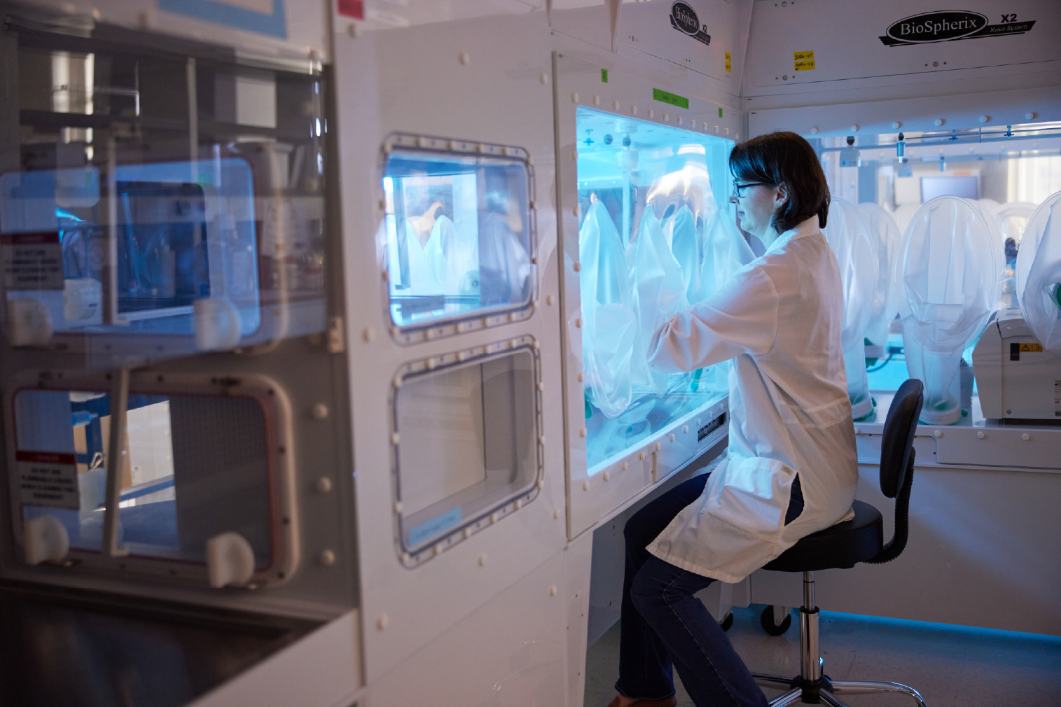 life science worker in lab