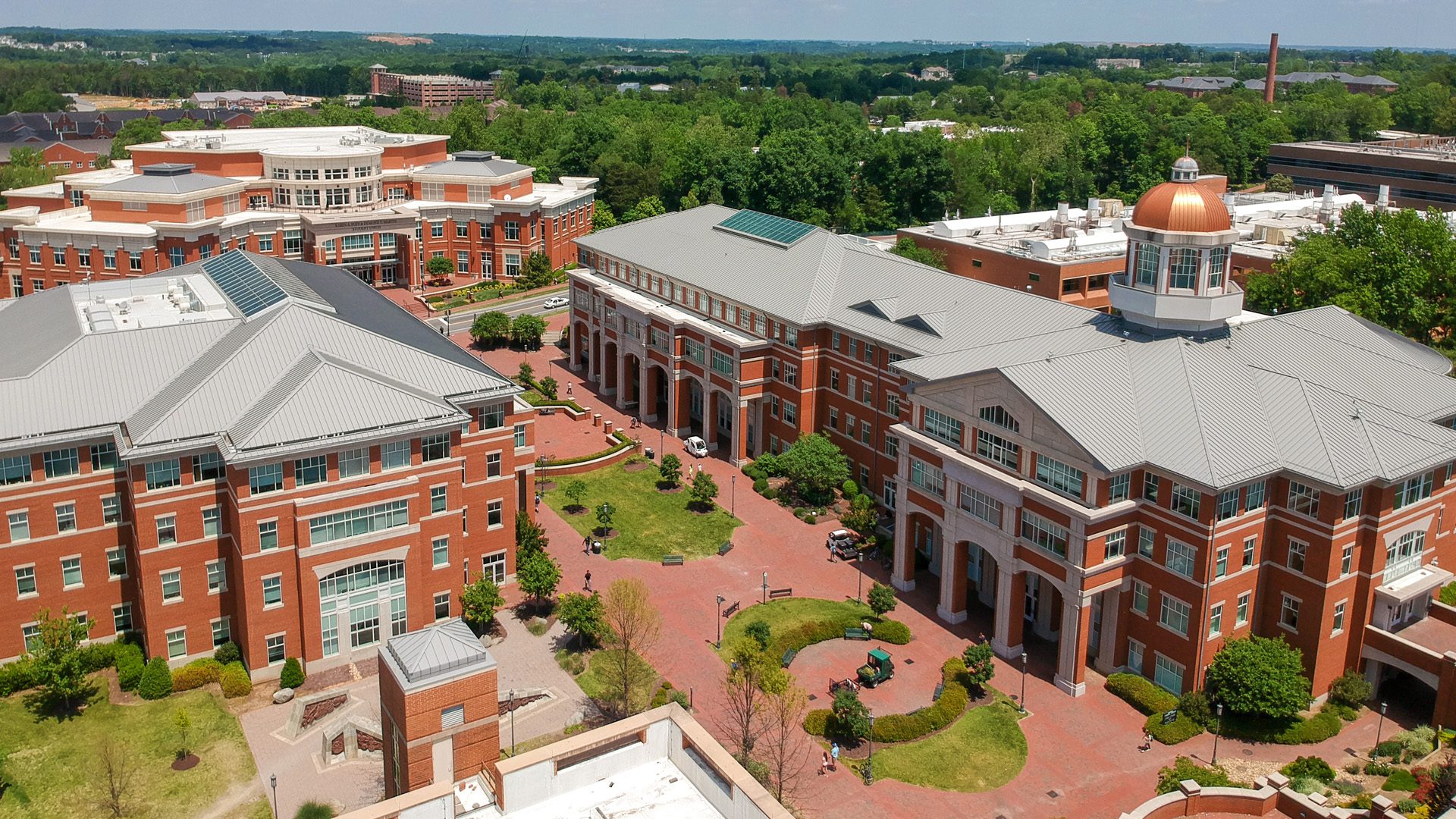 UNC Charlotte establishes first-of-its-kind energy school